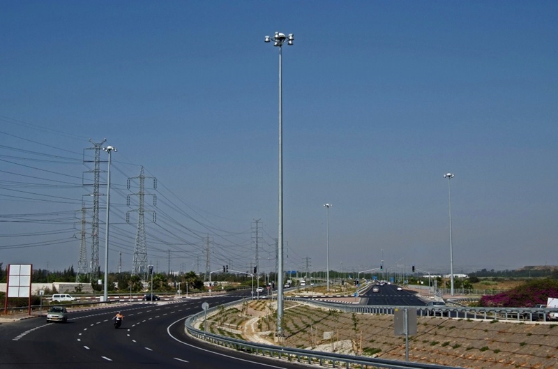 Consulenza-tecnica- progettazione- torrifaro-pali-per-illuminazione